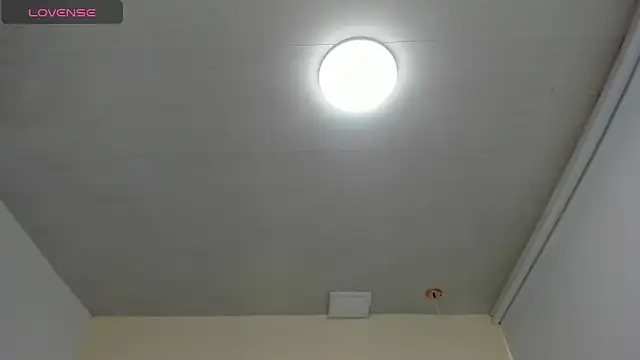 Snapshot of Cherllynn chatting on November 28, 2025, 4:29 pm Cherllynn online show from November 28, 2025, 4:29 pm