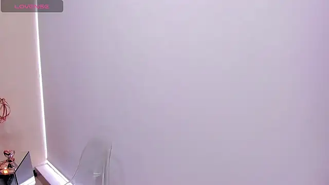 Snapshot of Cherllynn chatting on November 22, 2025, 4:50 pm Cherllynn online show from November 22, 2025, 4:50 pm