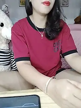 Snapshot of cream1299 chatting on June 4, 2026, 9:36 am cream1299 online show from June 4, 2026, 9:36 am
