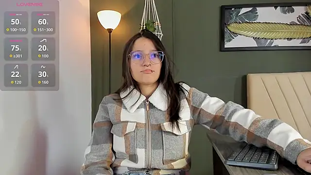 Snapshot of Elecktra_sweet chatting on June 15, 2026, 1:00 pm Elecktra sweet online show from June 15, 2026, 1:00 pm