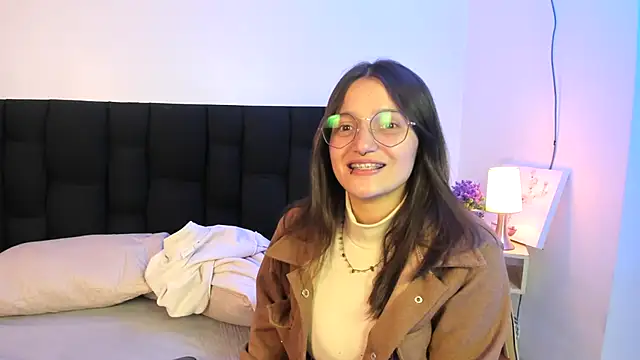 Snapshot of Elecktra_sweet chatting on November 28, 2025, 8:31 pm Elecktra sweet online show from November 28, 2025, 8:31 pm