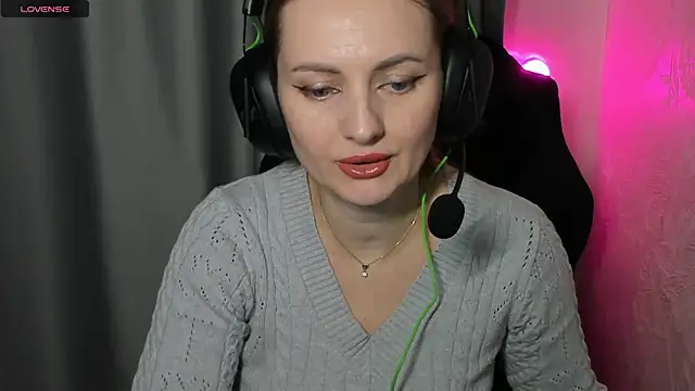 Snapshot of Viola_sweet chatting on March 5, 2026, 4:47 pm Viola sweet online show from March 5, 2026, 4:47 pm