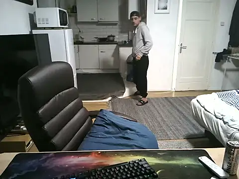 mihaimichael online show from October 7, 2025, 11:00 am