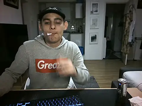 mihaimichael online show from April 26, 2026, 11:46 pm