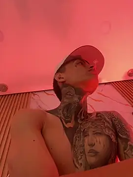 Herem369 online show from November 3, 2025, 3:37 pm