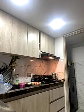 Herem369 online show from October 29, 2025, 10:09 pm