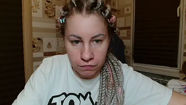 TherestlessKitty online show from May 11, 2026, 10:18 pm