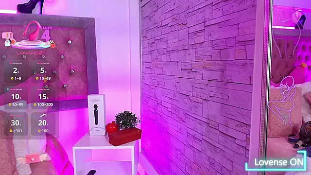 Tayzon Foxxx online show from October 28, 2025, 11:31 am