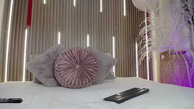 Tayzon Foxxx online show from March 10, 2026, 8:24 pm