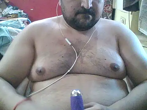 Snapshot of ARYANAVAILABLE chatting on May 20, 2026, 11:51 am ARYANAVAILABLE online show from May 20, 2026, 11:51 am