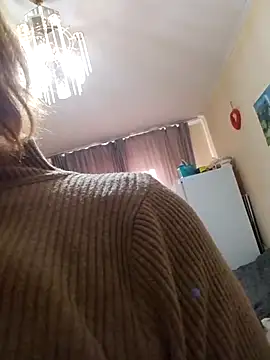 Gussie Bridie online show from November 28, 2025, 5:51 am