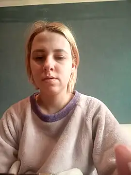 Snapshot of Gussie_Bridie chatting on February 27, 2025, 11:50 am Gussie Bridie online show from February 27, 2025, 11:50 am
