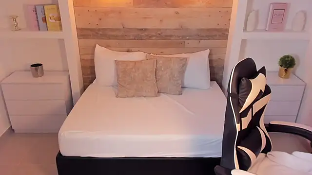 Snapshot of nicky_peyton chatting on October 12, 2025, 2:57 am nicky peyton online show from October 12, 2025, 2:57 am