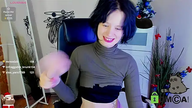 Alina Mills online show from January 1, 2025, 6:38 pm