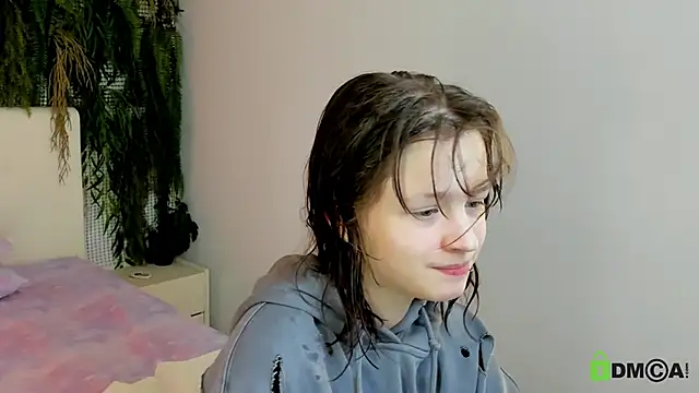 Snapshot of Alina_Mills chatting on November 26, 2025, 10:59 am Alina Mills online show from November 26, 2025, 10:59 am