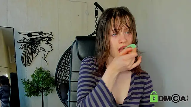 Alina Mills online show from May 3, 2026, 2:20 pm