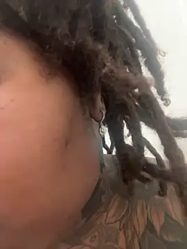 Snapshot of Goddess_Nafeesha chatting on March 26, 2026, 6:17 pm Goddess Nafeesha online show from March 26, 2026, 6:17 pm