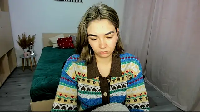 Alexa Dolly12 online show from December 19, 2025, 8:17 am