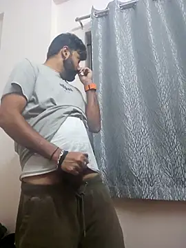 Hornie small Dick01 online show from November 1, 2025, 2:22 pm