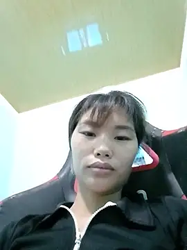 Lonalysexy online show from July 18, 2026, 3:37 am