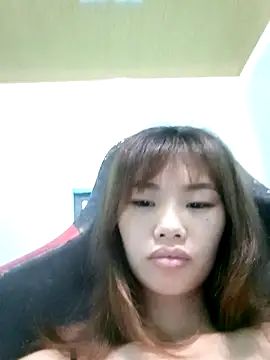 Lonalysexy online show from April 26, 2026, 12:41 am