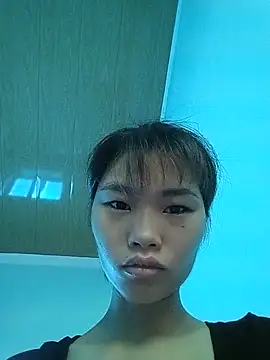 Lonalysexy online show from July 3, 2026, 11:33 pm