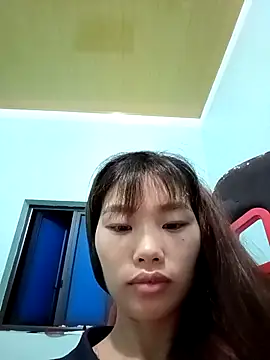 Lonalysexy online show from August 2, 2026, 2:37 pm