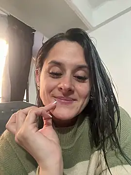Snapshot of Alice_milf_ chatting on July 4, 2026, 9:19 pm Alice milf online show from July 4, 2026, 9:19 pm