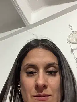 Alice milf  online show from October 19, 2025, 6:05 am