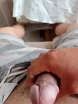 jhomgostosomg online show from February 24, 2026, 11:22 am