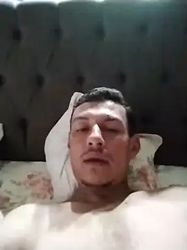 jhomgostosomg online show from January 4, 2025, 3:28 pm