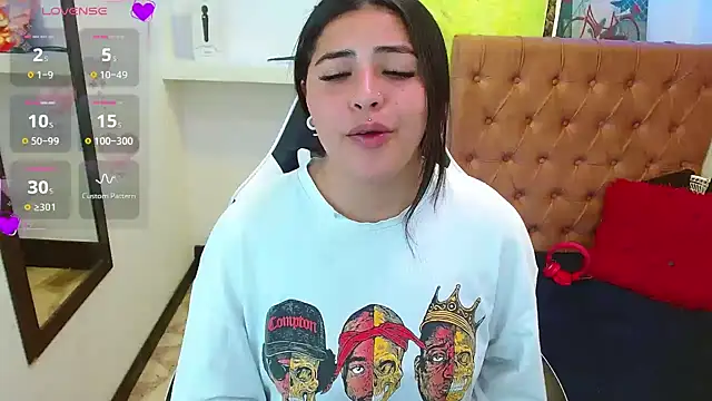  luna torres online show from November 28, 2025, 1:22 pm