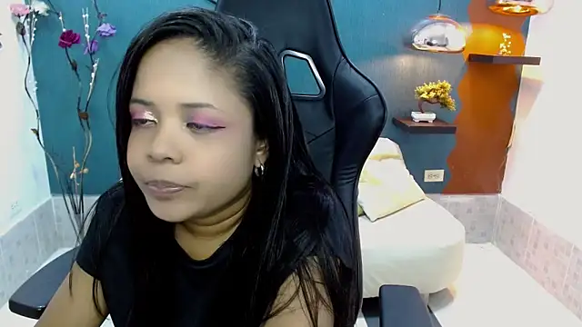 Melikasweetz online show from March 20, 2025, 5:25 pm