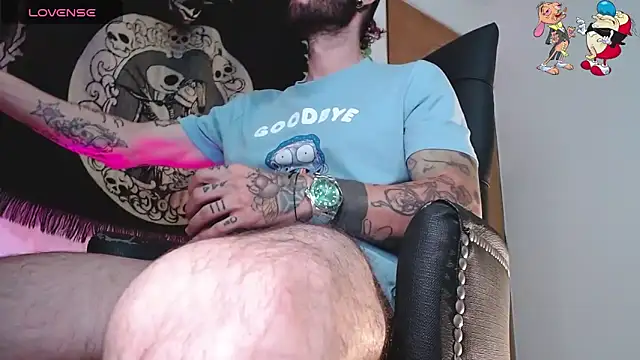 Snapshot of ren_stipee chatting on November 6, 2025, 11:31 pm ren stipee online show from November 6, 2025, 11:31 pm