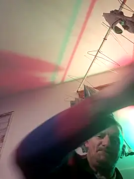 BigDDave6979 online show from February 2, 2026, 2:32 am