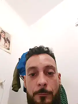 Snapshot of Nano3131 chatting on November 4, 2025, 5:33 am Nano3131 online show from November 4, 2025, 5:33 am