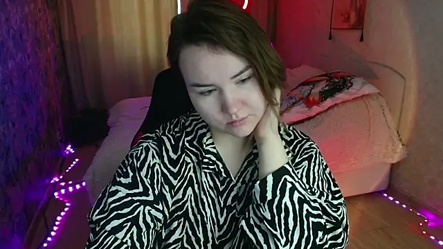 Jenny Fox online show from March 11, 2026, 4:39 am