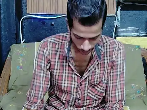 Snapshot of Alex_Suman25 chatting on July 14, 2026, 12:43 am Alex Suman25 online show from July 14, 2026, 12:43 am