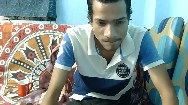 Alex Suman25 online show from December 14, 2025, 6:24 pm