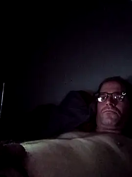 Snapshot of crazycam619 chatting on November 10, 2025, 4:28 am crazycam619 online show from November 10, 2025, 4:28 am