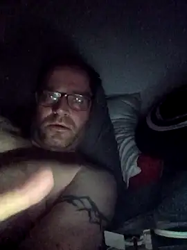 Snapshot of crazycam619 chatting on October 24, 2025, 6:45 am crazycam619 online show from October 24, 2025, 6:45 am