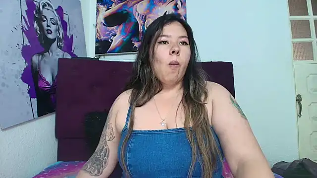 LinaBrowm online show from June 29, 2026, 9:25 pm