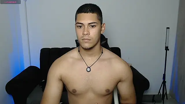 Snapshot of Iamdylan777 chatting on July 5, 2026, 11:55 pm Iamdylan777 online show from July 5, 2026, 11:55 pm