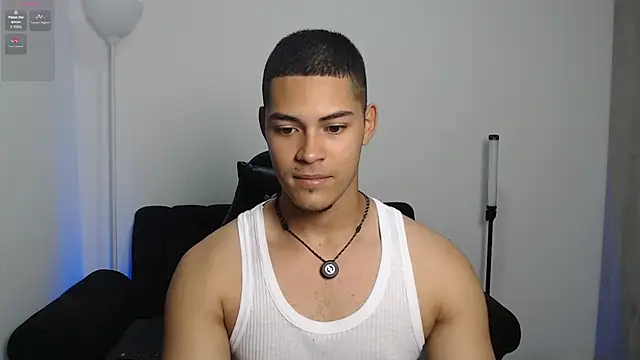 Snapshot of Iamdylan777 chatting on July 13, 2026, 5:29 am Iamdylan777 online show from July 13, 2026, 5:29 am