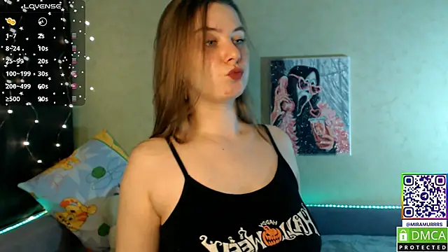 MurrrWorren online show from December 5, 2025, 12:48 pm