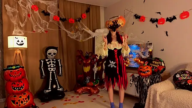 Snapshot of BettyBrowni chatting on October 29, 2025, 4:28 pm BettyBrowni online show from October 29, 2025, 4:28 pm