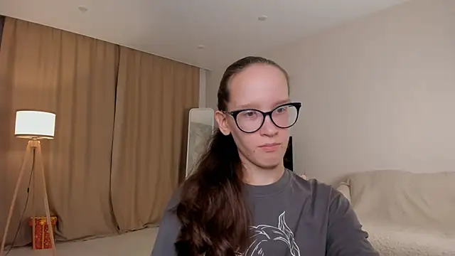 Snapshot of BettyBrowni chatting on October 7, 2025, 4:08 pm BettyBrowni online show from October 7, 2025, 4:08 pm