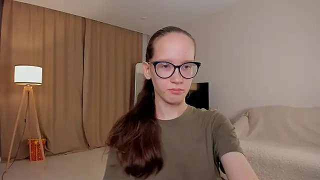 Snapshot of BettyBrowni chatting on October 8, 2025, 4:08 pm BettyBrowni online show from October 8, 2025, 4:08 pm