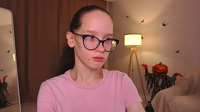 Snapshot of BettyBrowni chatting on November 30, 2025, 4:08 pm BettyBrowni online show from November 30, 2025, 4:08 pm