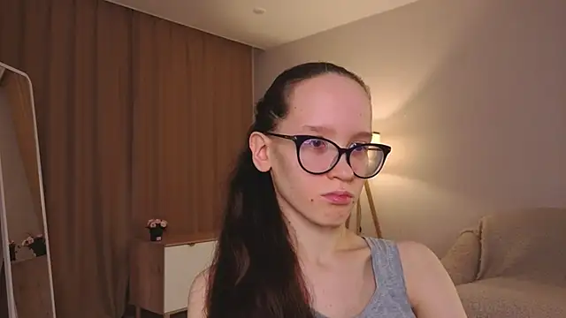 BettyBrowni online show from February 11, 2026, 4:07 pm